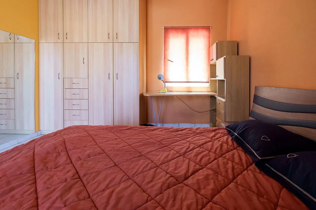 Relaxing Family Home, Near Many Sandy Beaches Souda Greece