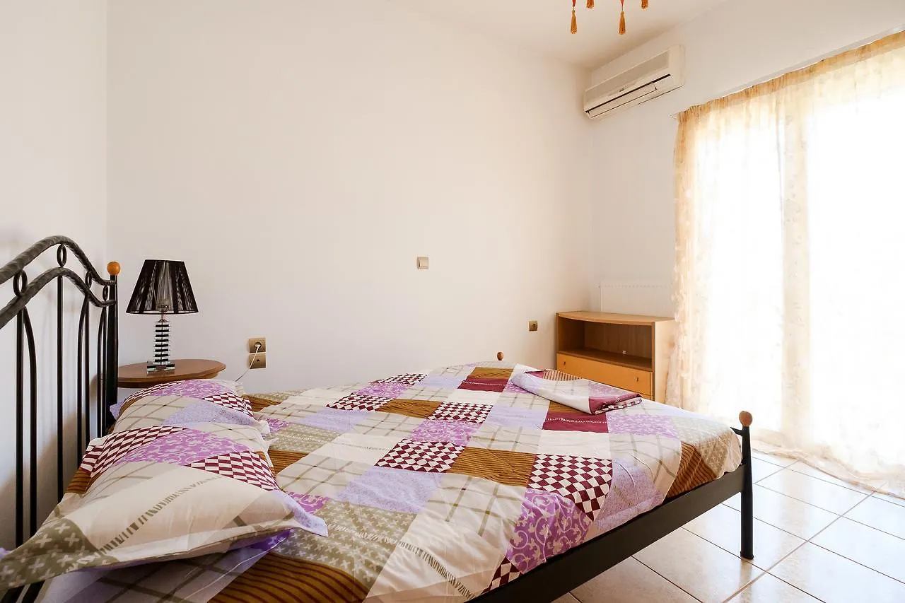 Relaxing Family Home, Near Many Sandy Beaches Souda